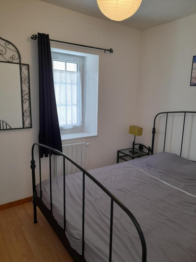 Promo F2 Wifi Courseulles Sur Mer Courseulles-sur-Mer Exterior foto